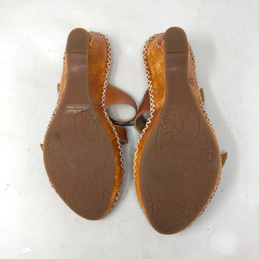 Elite by Corkys Womens 7 Anna Wedge Sandals Brown Floral Tooled Leather Boho